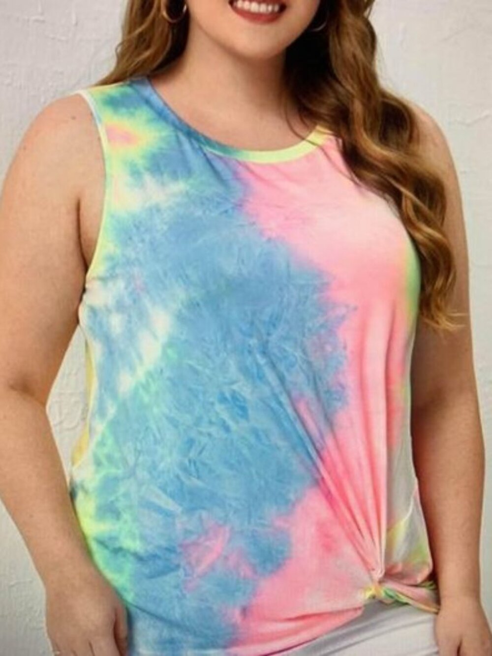 Ladies size 1X twisted hem tie dye shirt New Very soft and comfortable 10.00